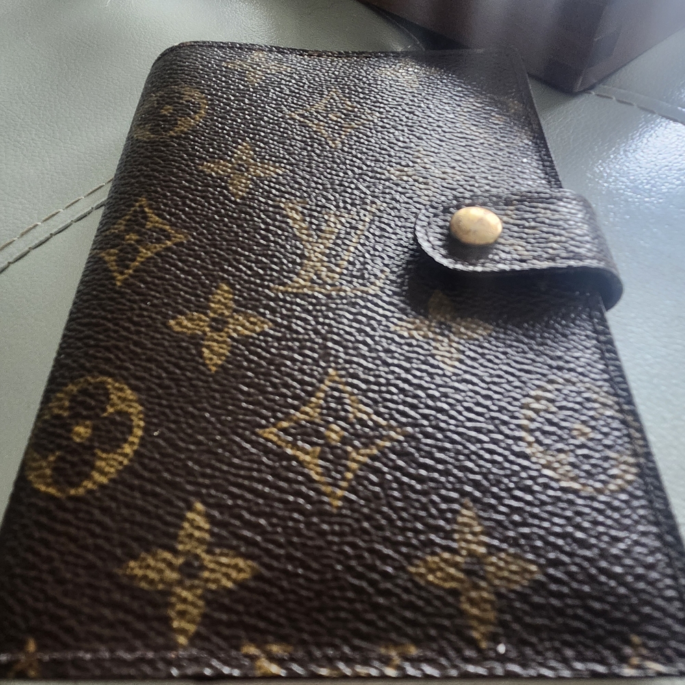 Louis Vuitton Monogram Wallet/Portfolio